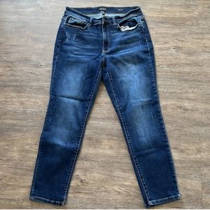Judy Blue slim sit skinny denim size 14